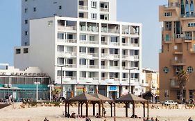 סוויטות סי אקזקיוטיב